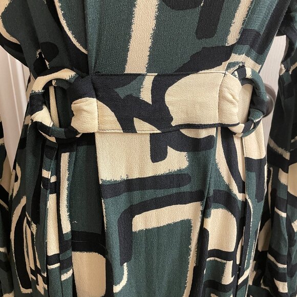 ZARA Long Sleeve Wearable Art Abstract Green/Black Frida Dress, Size Medium - Picture 5 of 7